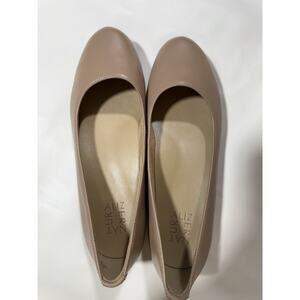 Naturalizer Maxwell Creme Brule Leather Slip-On Flats Size 9 M